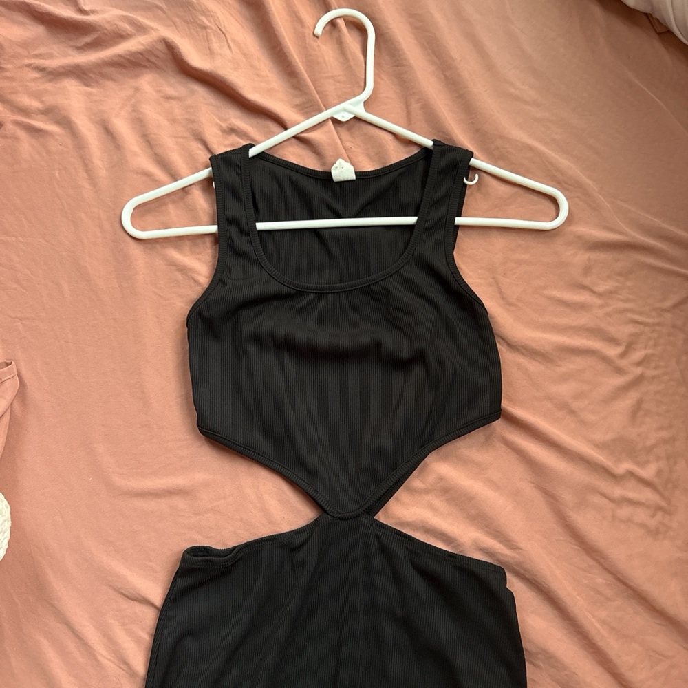 Body Cob Black Midi Dress with Side Cut Out